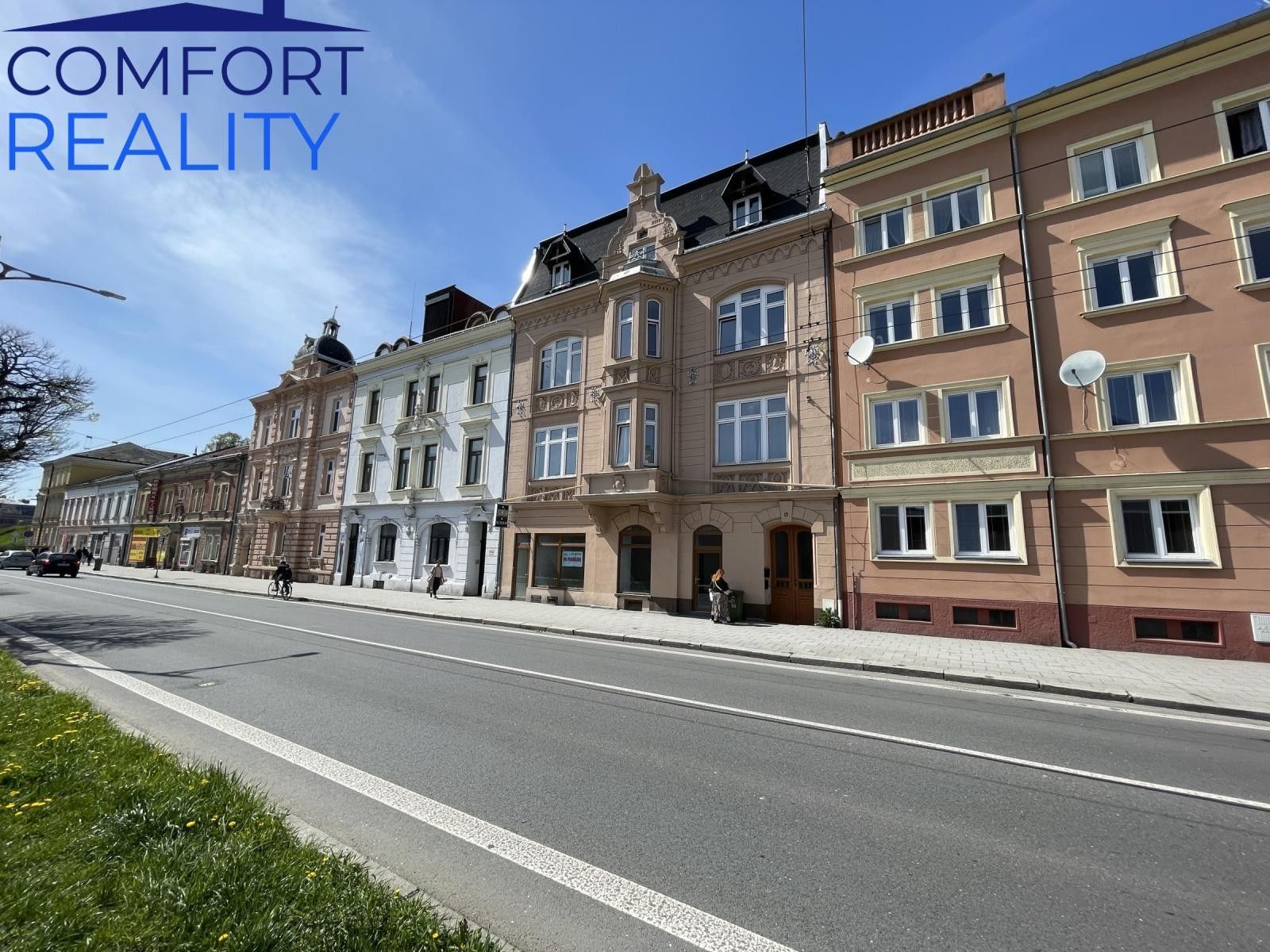 Pronájem komerčního prostoru 220 m² - foto 11