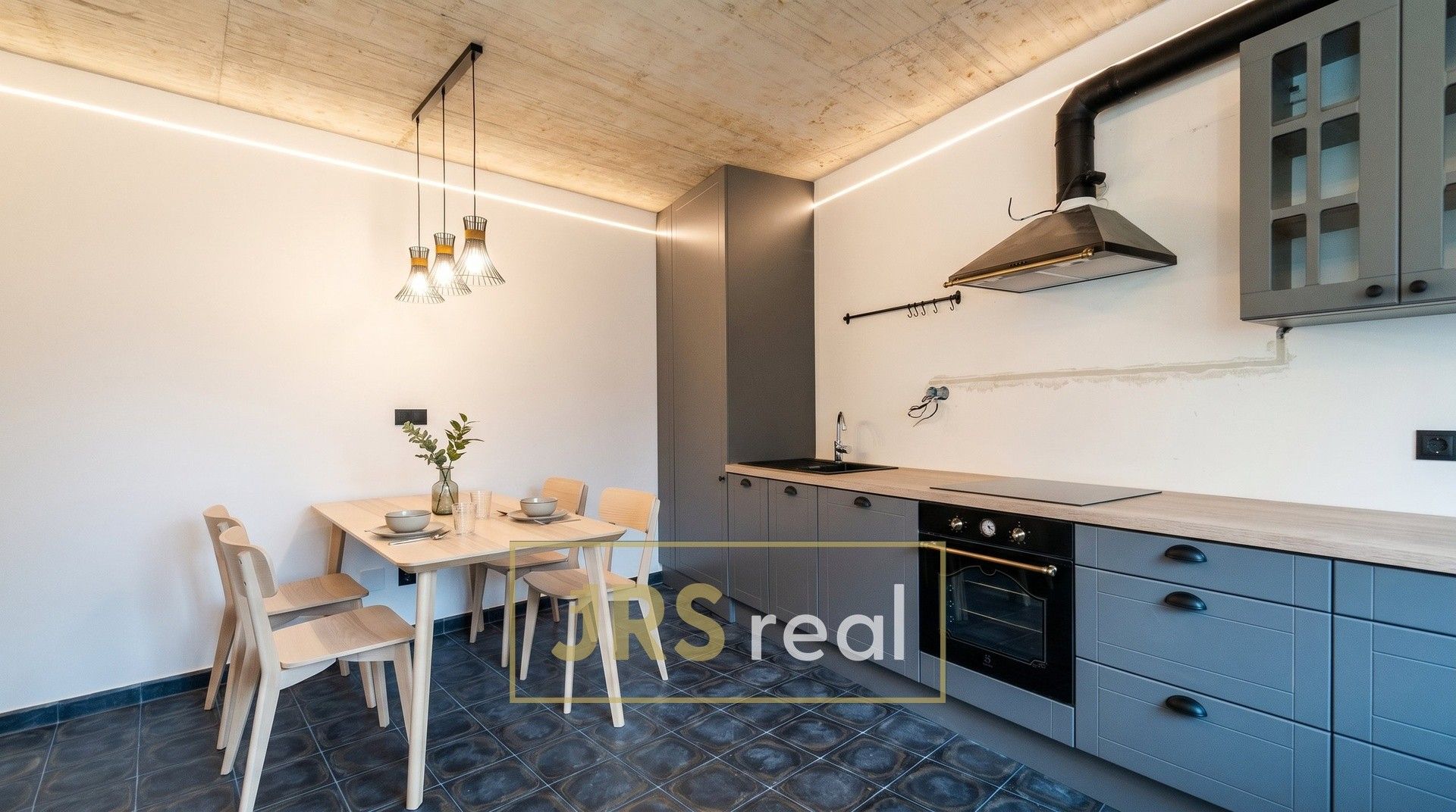 Prodej nemovitosti 100 m² - foto 11