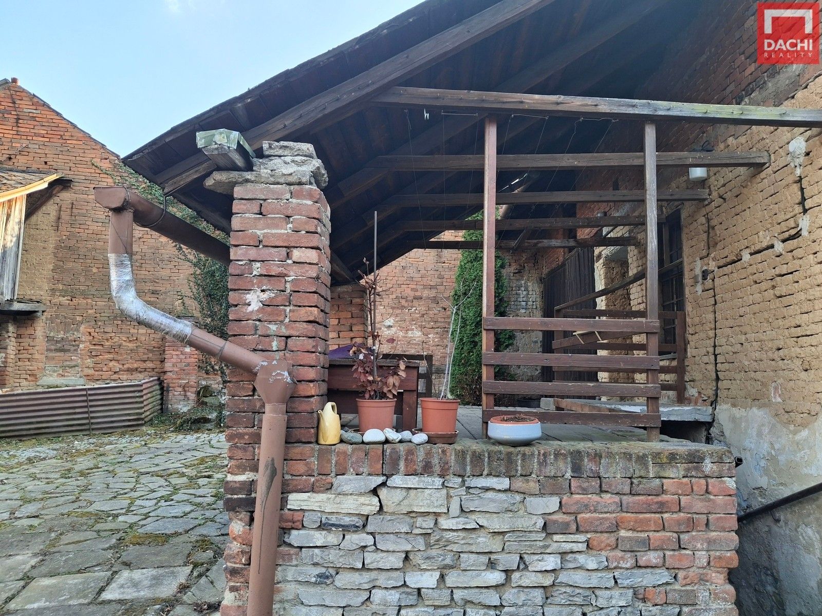 Prodej pozemku 370 m² - foto 4