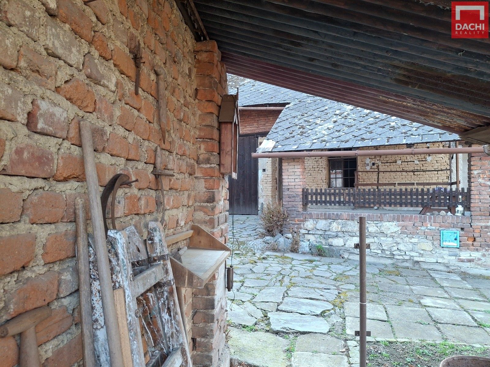 Prodej pozemku 370 m² - foto 5