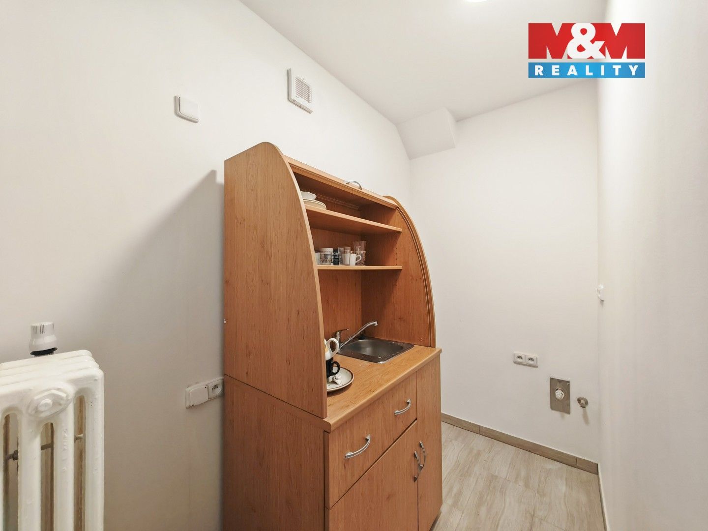 Pronájem komerčního prostoru 64 m² - foto 11