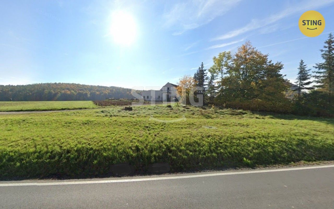 Prodej pozemku 1100 m² - foto 2