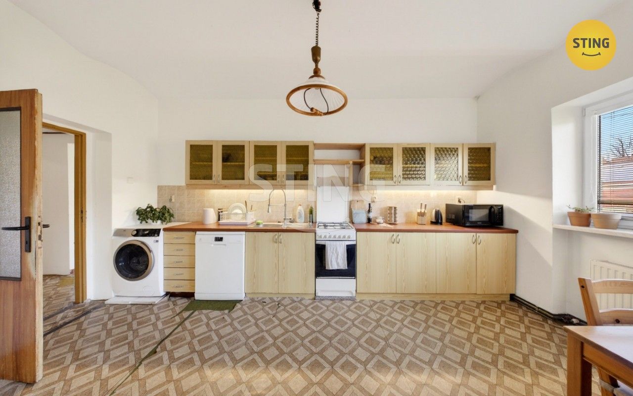 Prodej domu 180 m² - foto 2
