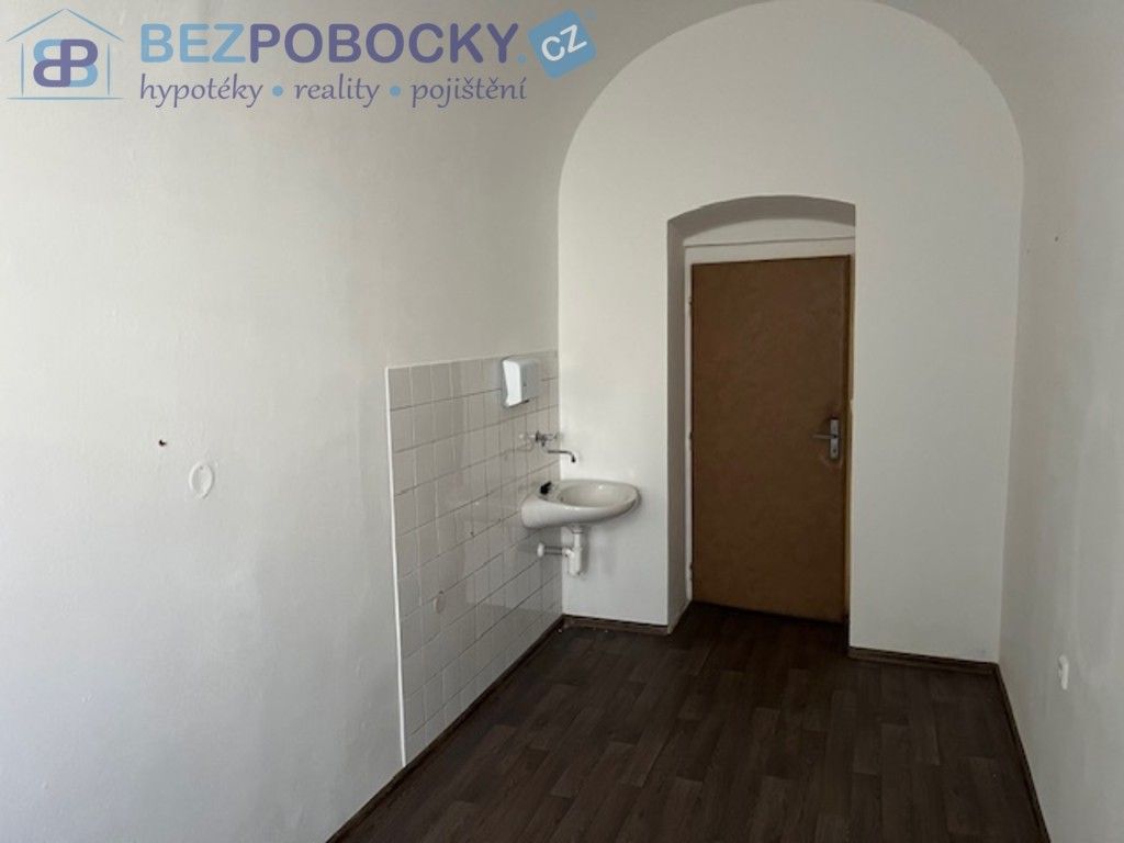 Pronájem nemovitosti 60 m² - foto 5