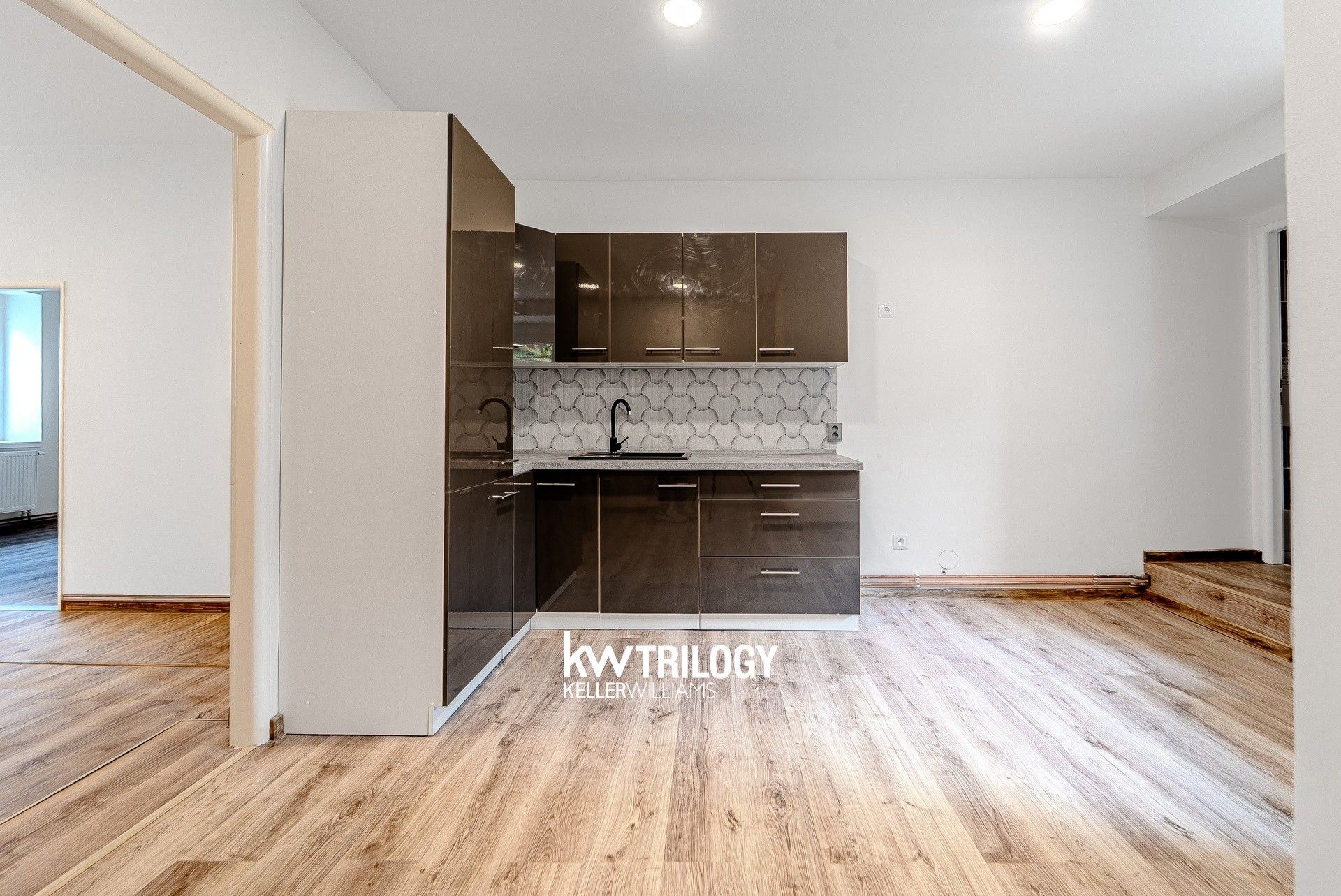 Prodej bytu 2+1 59 m² - foto 2
