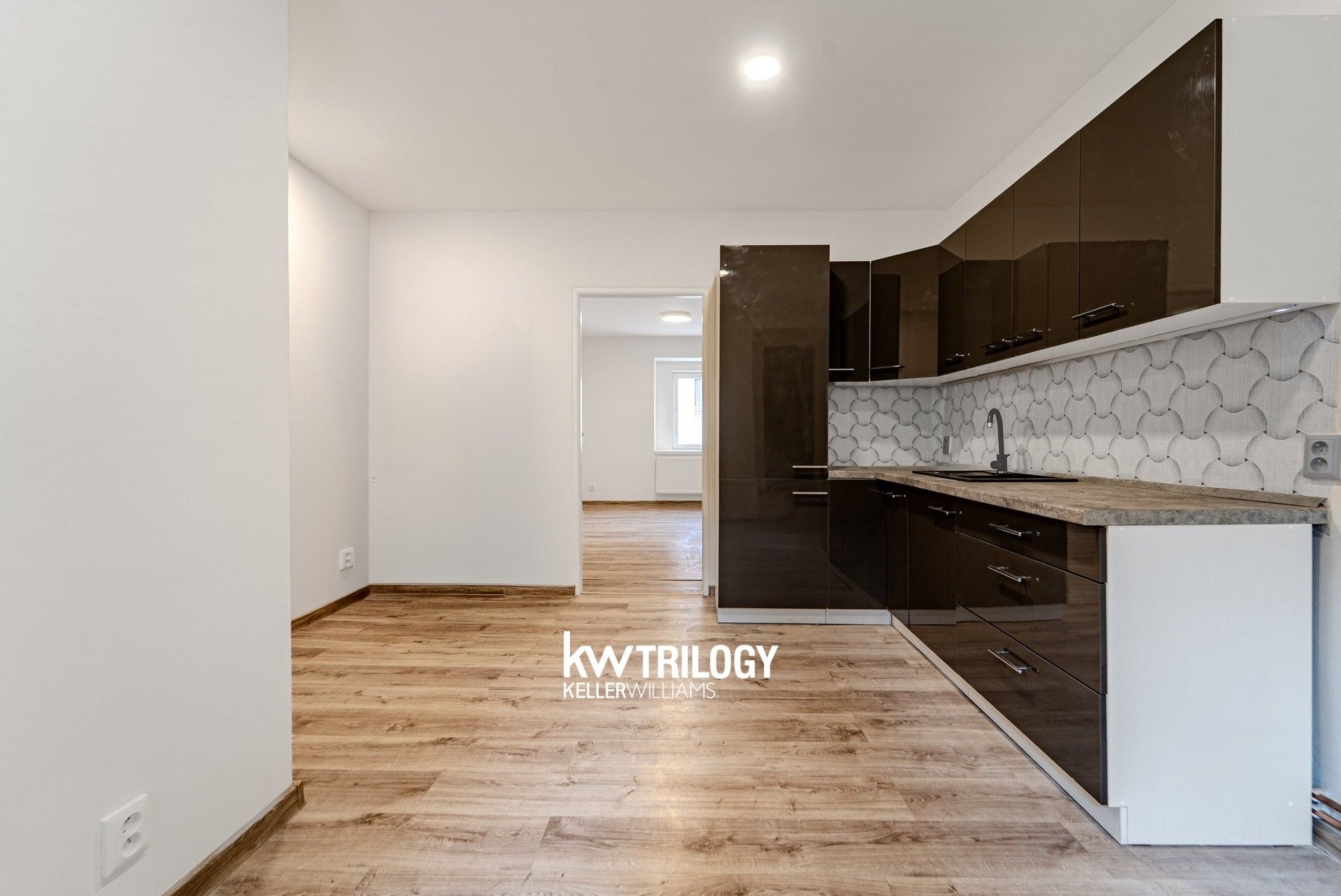 Prodej bytu 2+1 59 m² - foto 3