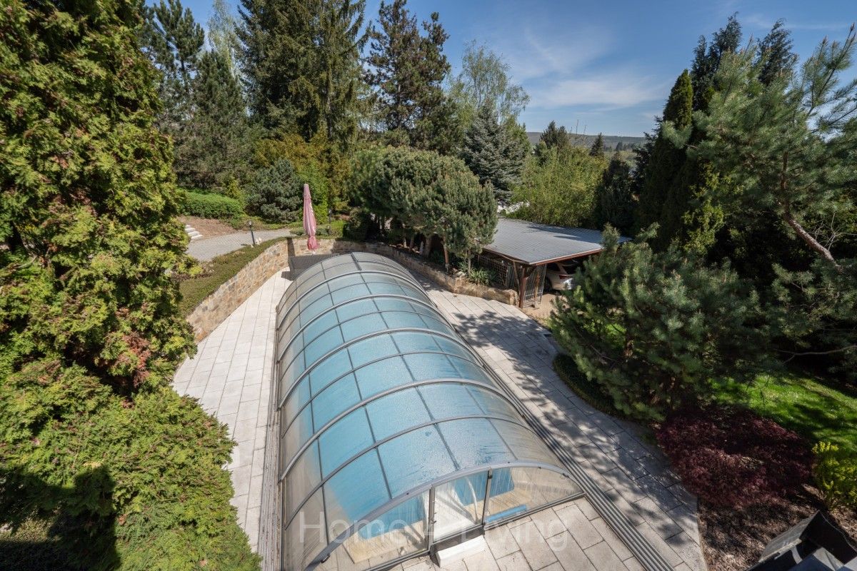 Pronájem nemovitosti 300 m² - foto 4