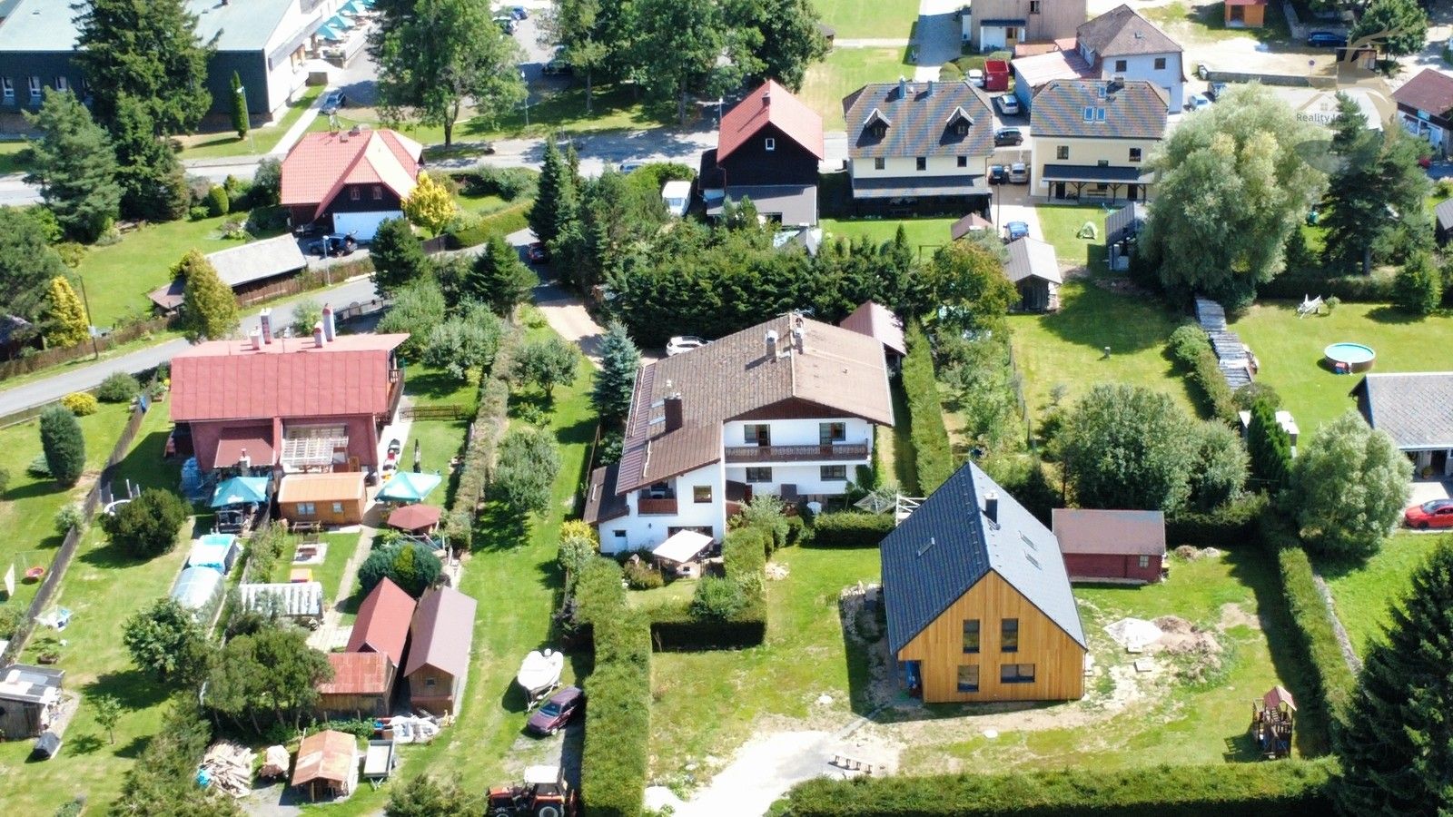 Prodej nemovitosti 431 m² - foto 8