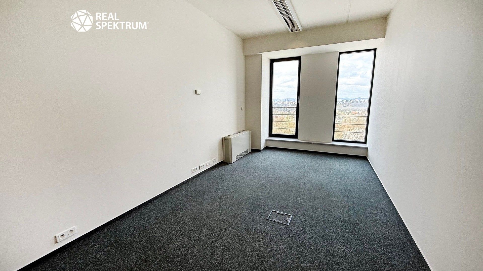 Pronájem komerčního prostoru 106 m² - foto 6