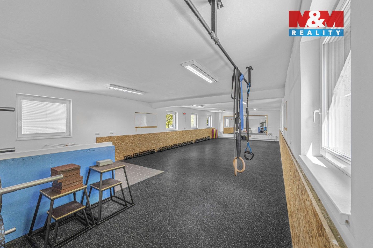 Prodej komerčního prostoru 195 m² - foto 3