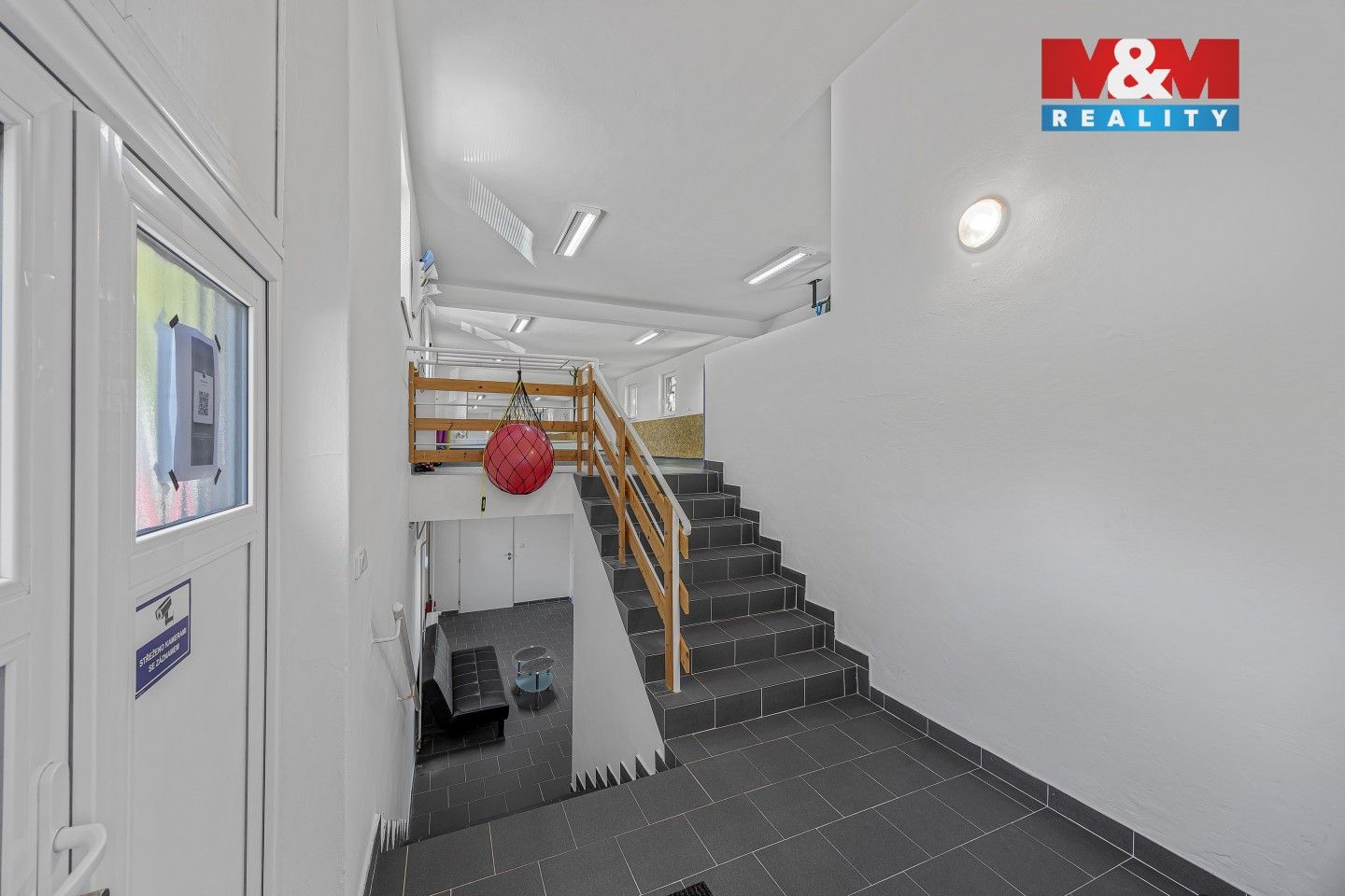 Prodej komerčního prostoru 195 m² - foto 6