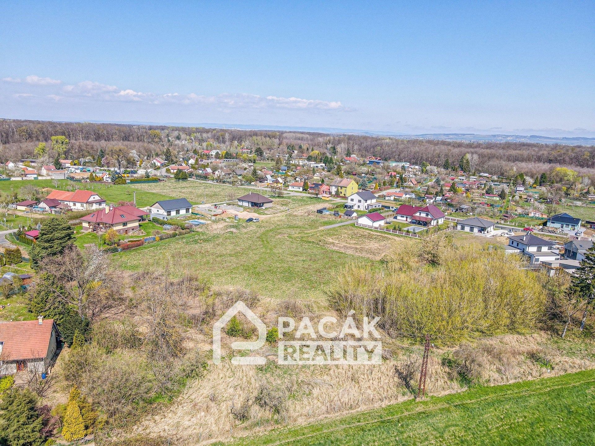 Prodej pozemku 13391 m² - foto 1
