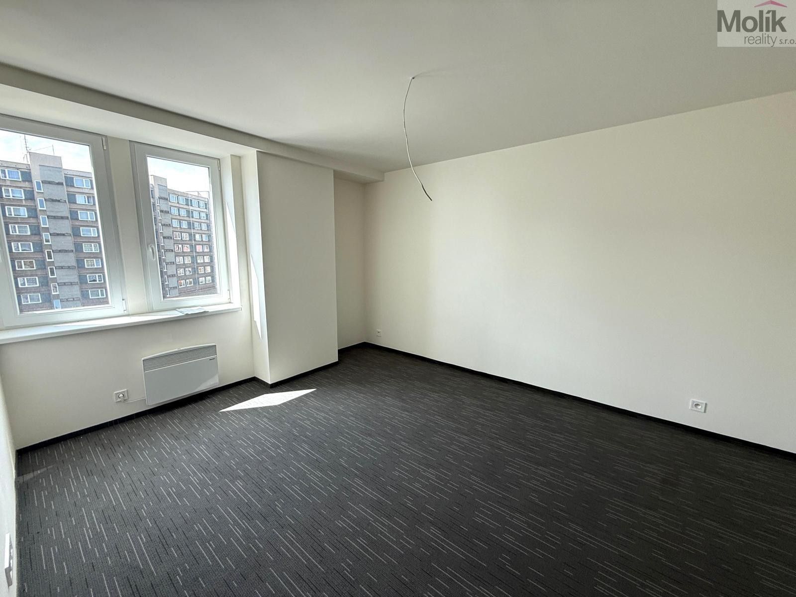 Pronájem bytu 2+kk 50 m² - foto 7