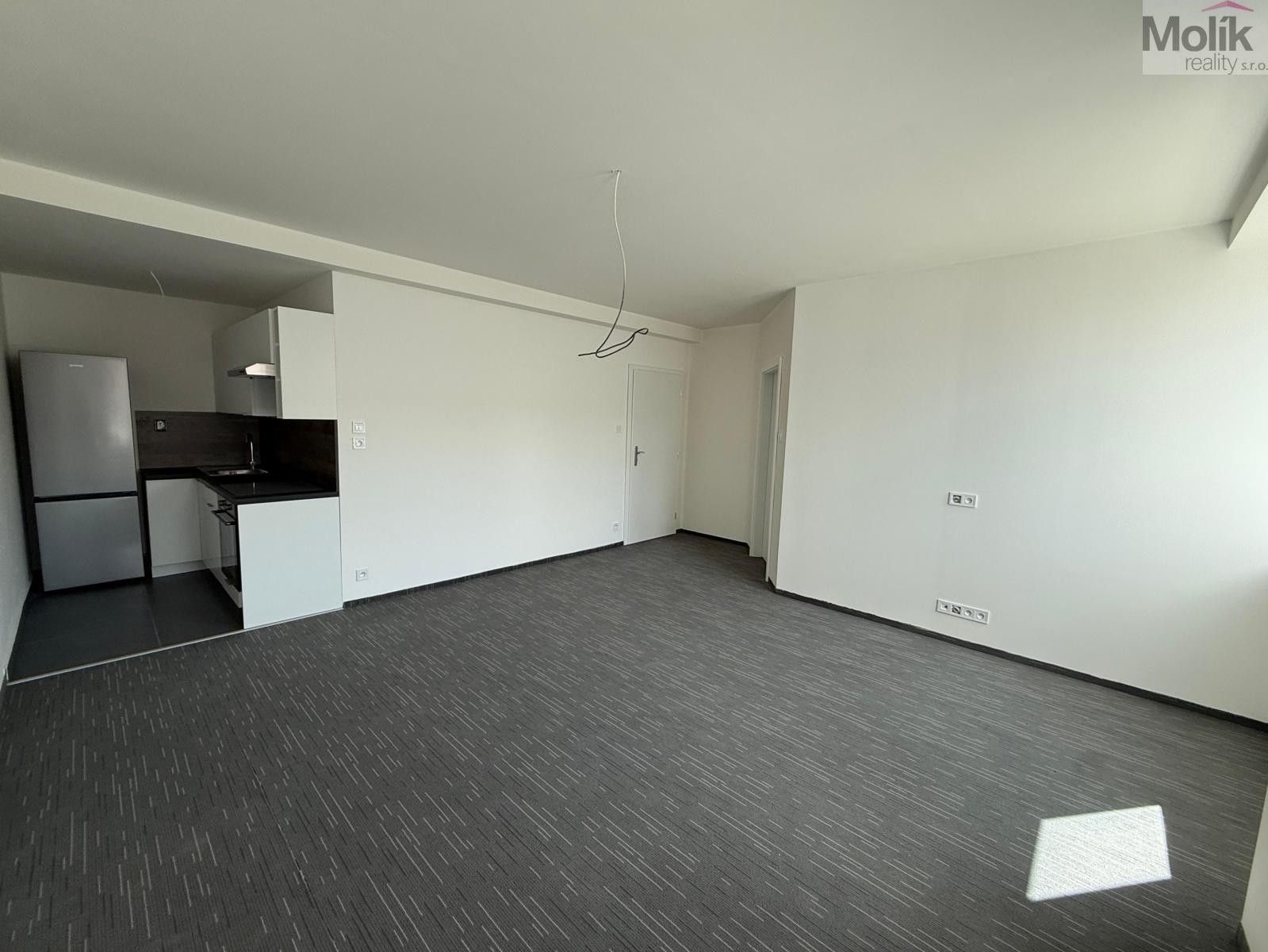 Pronájem bytu 2+kk 50 m² - foto 2