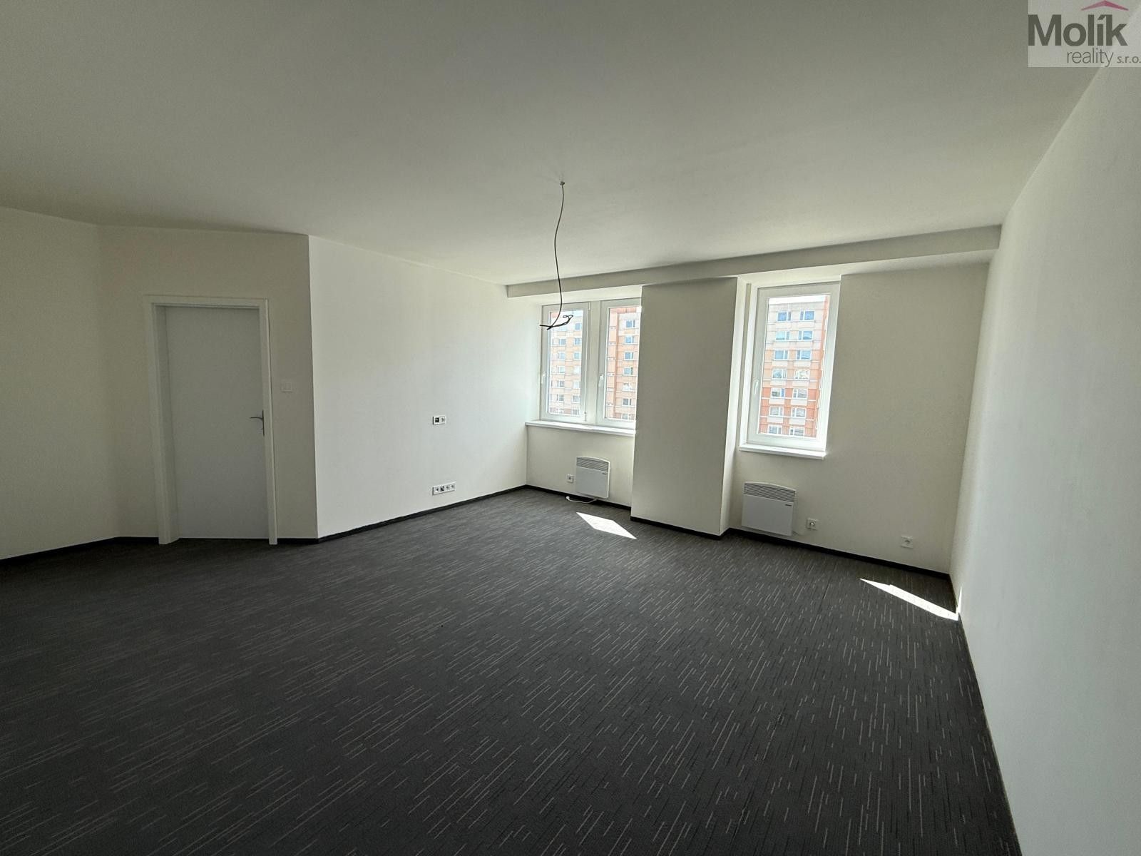 Pronájem bytu 2+kk 50 m² - foto 1