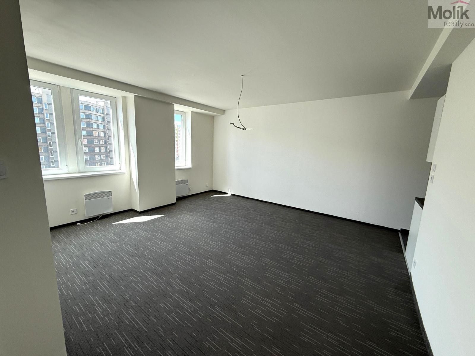 Pronájem bytu 2+kk 50 m² - foto 6