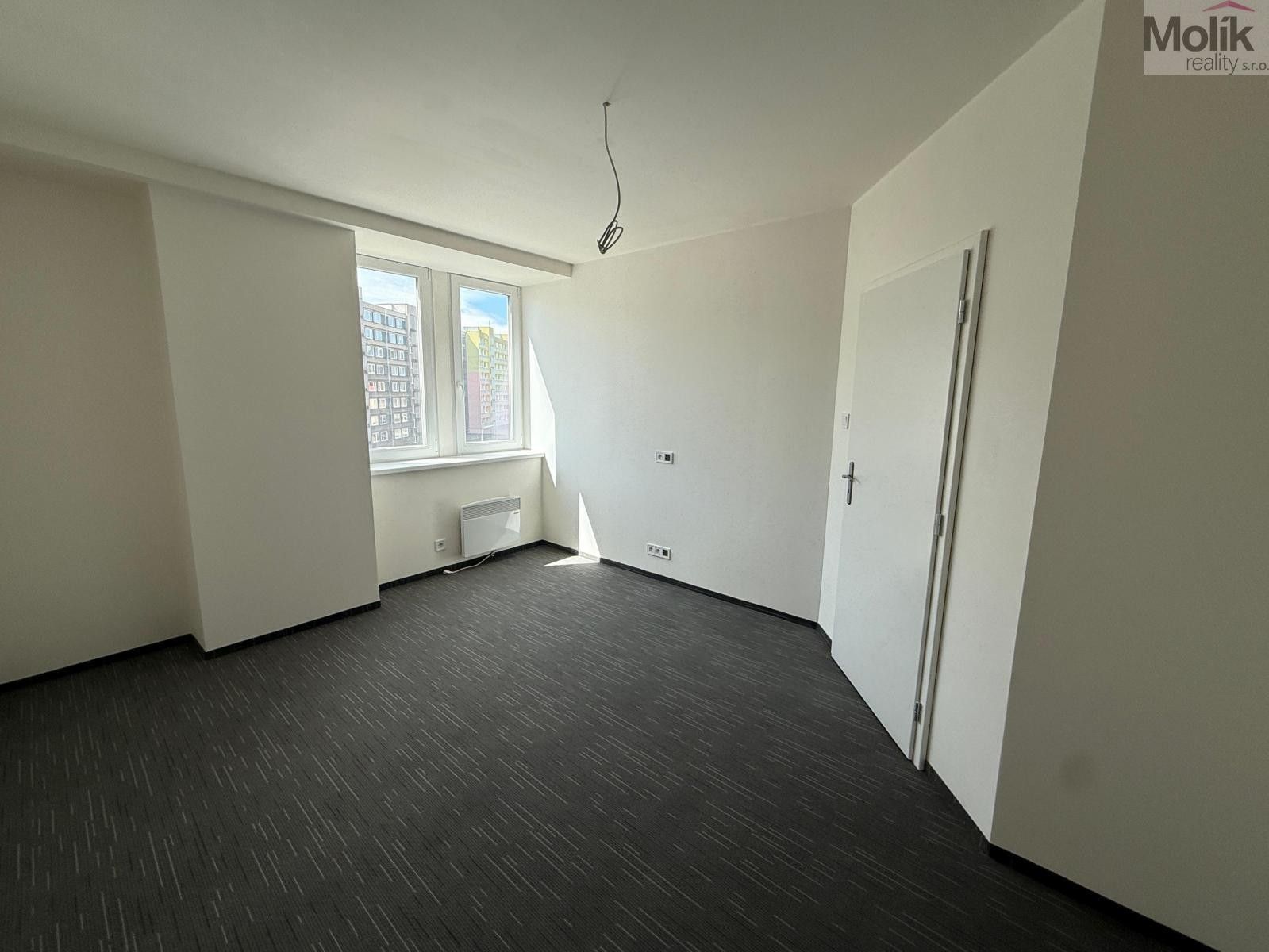 Pronájem bytu 2+kk 50 m² - foto 7