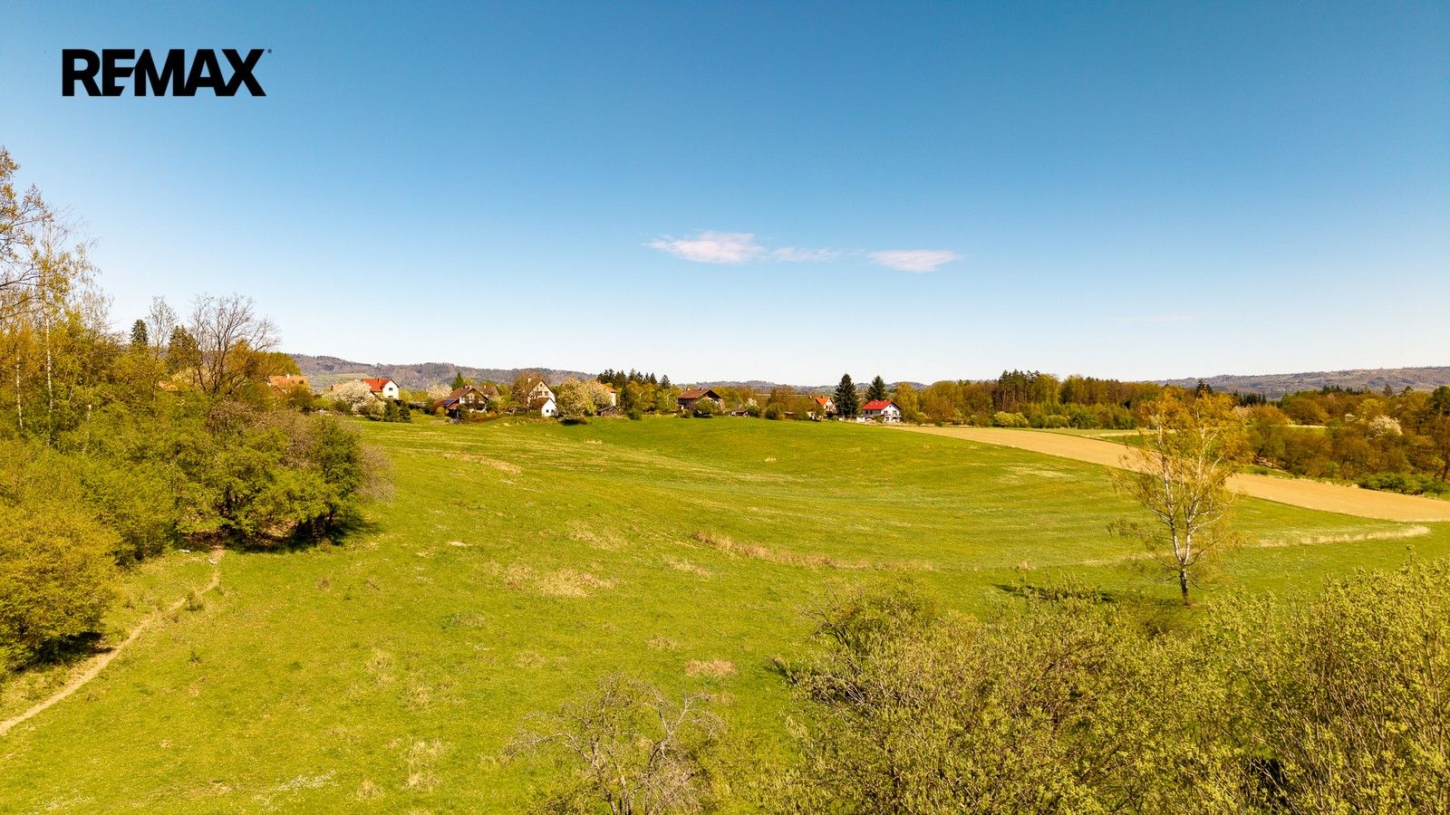 Prodej nemovitosti 8089 m² - foto 3