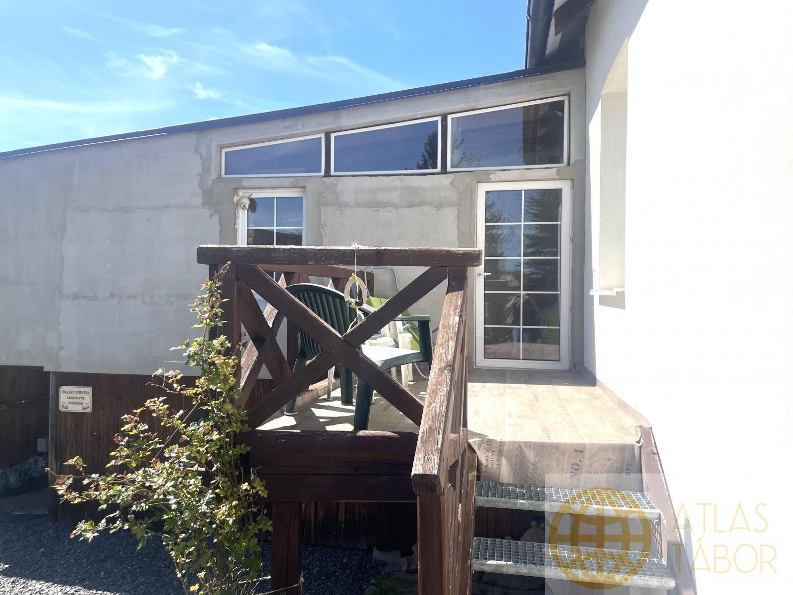 Pronájem bytu 2+kk 90 m² - foto 1