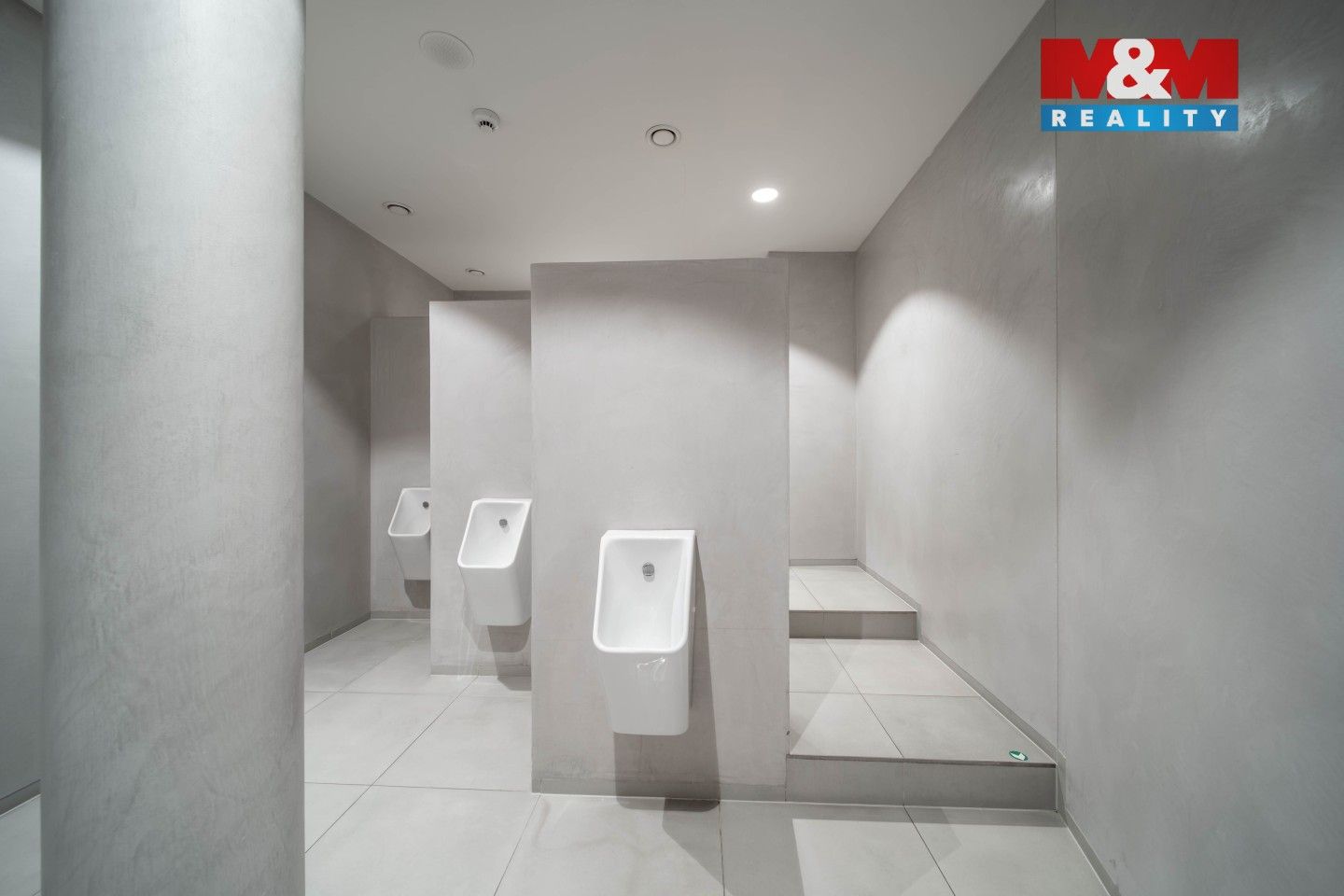 Pronájem komerčního prostoru 75 m² - foto 24