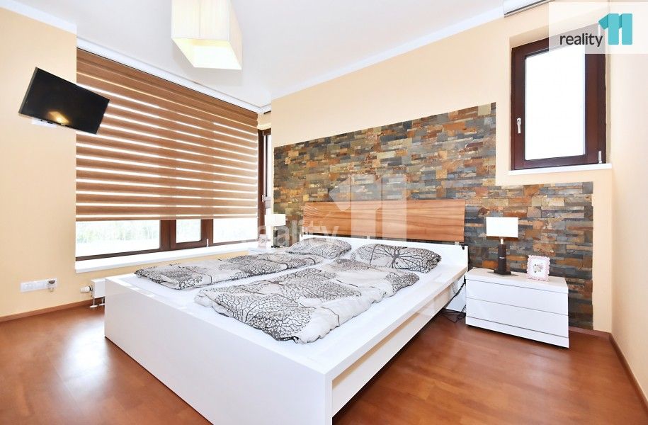 Prodej bytu 4+kk 93 m² - foto 3