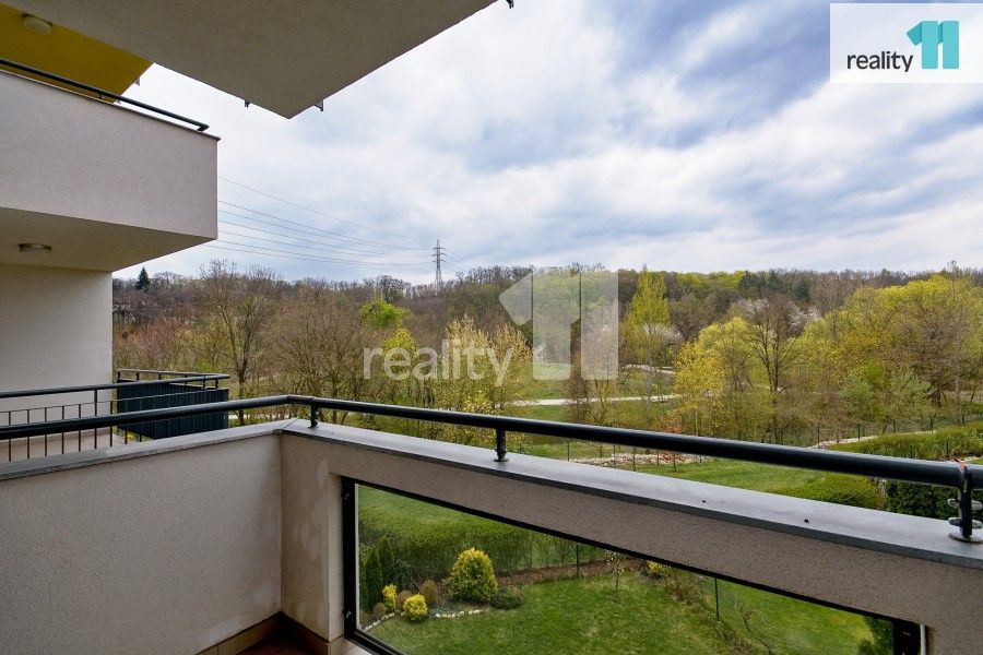 Prodej bytu 4+kk 93 m² - foto 4