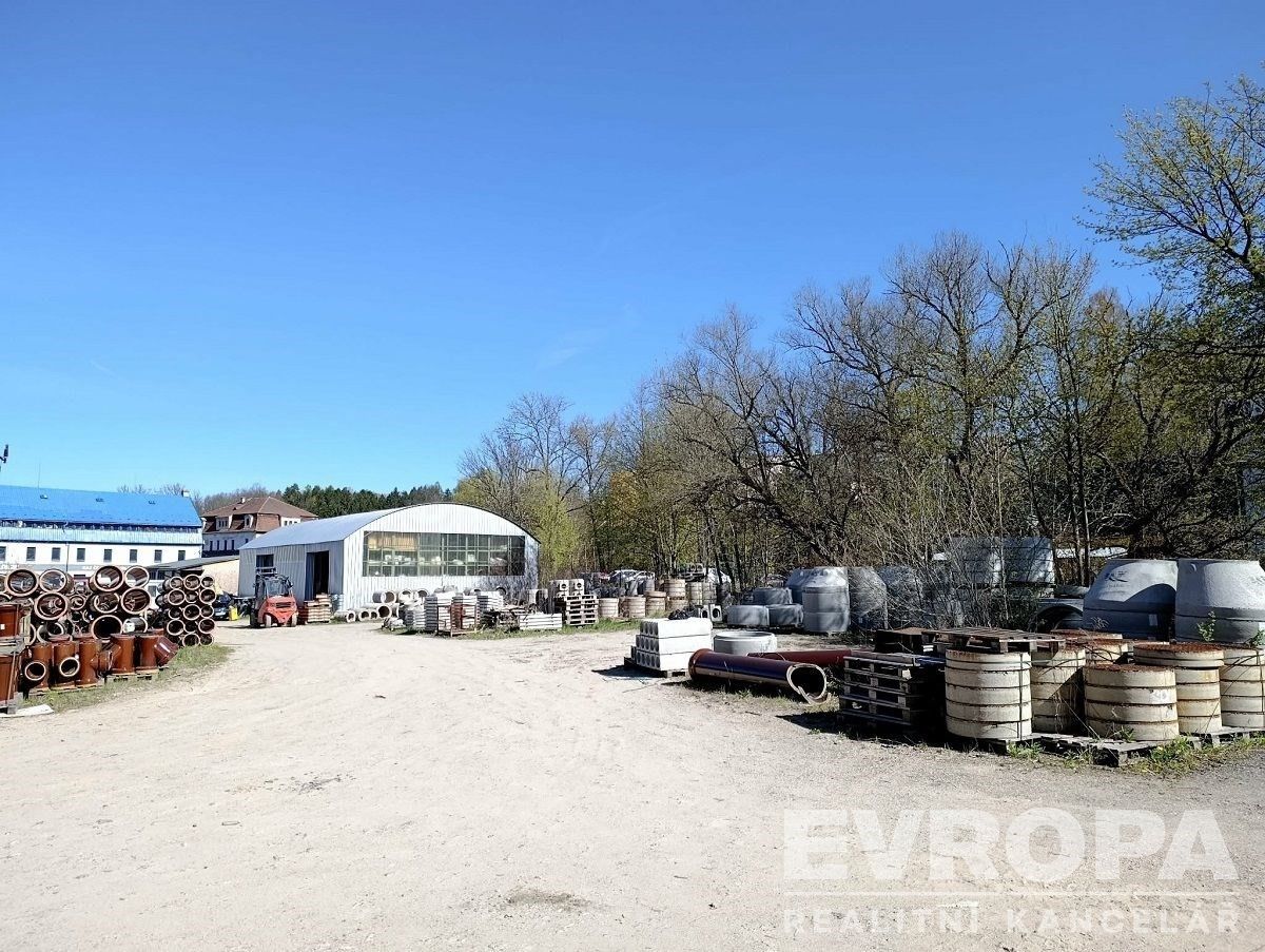 Prodej pozemku 2500 m² - foto 4