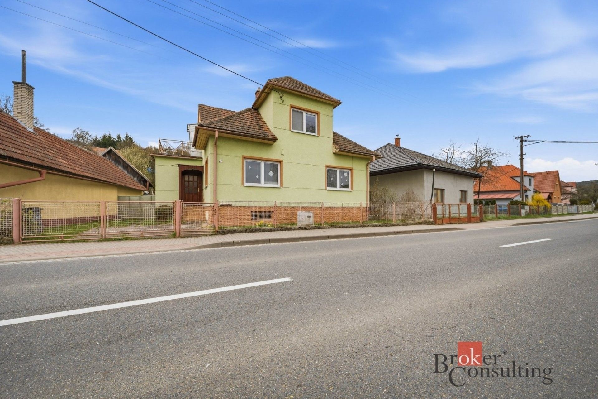 Prodej domu 140 m² - foto 1