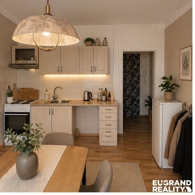 Prodej bytu 1+kk 27 m² - foto 2