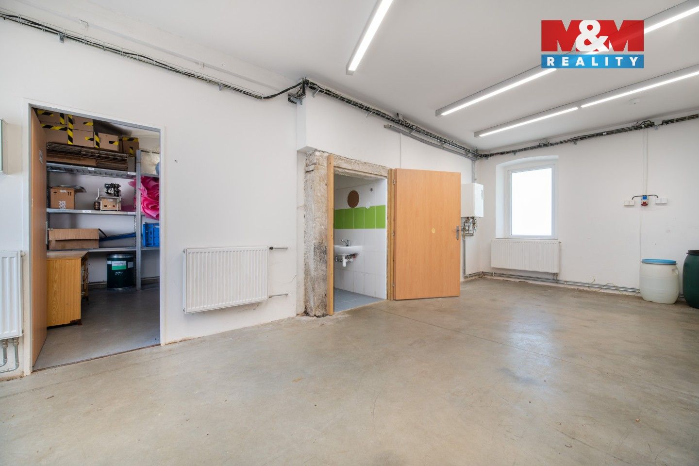 Pronájem komerčního prostoru 98 m² - foto 11