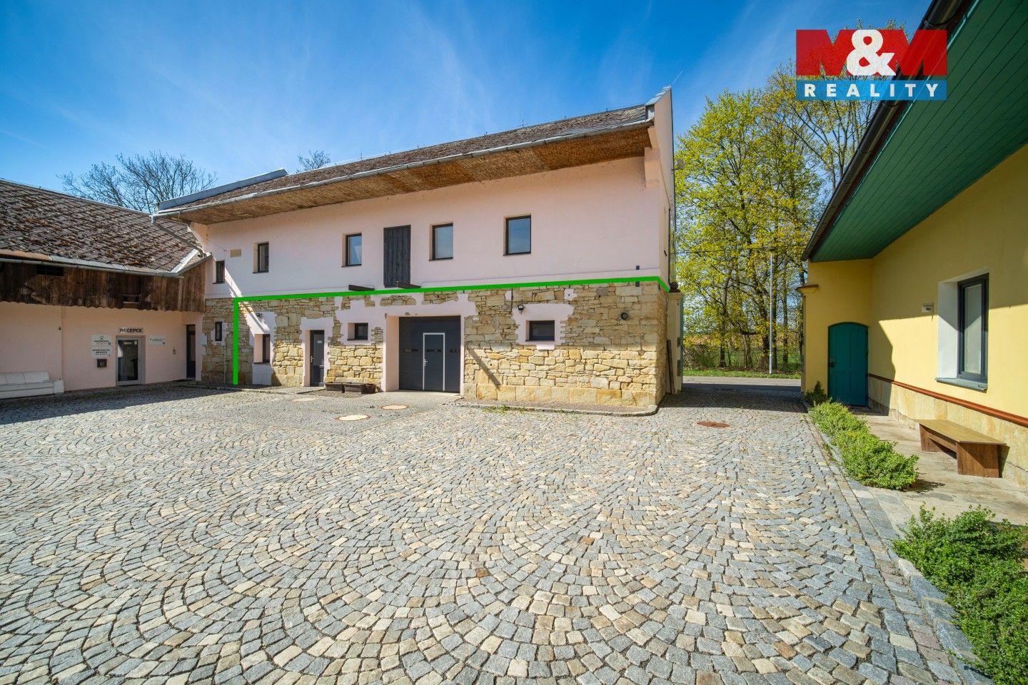 Pronájem komerčního prostoru 98 m² - foto 13