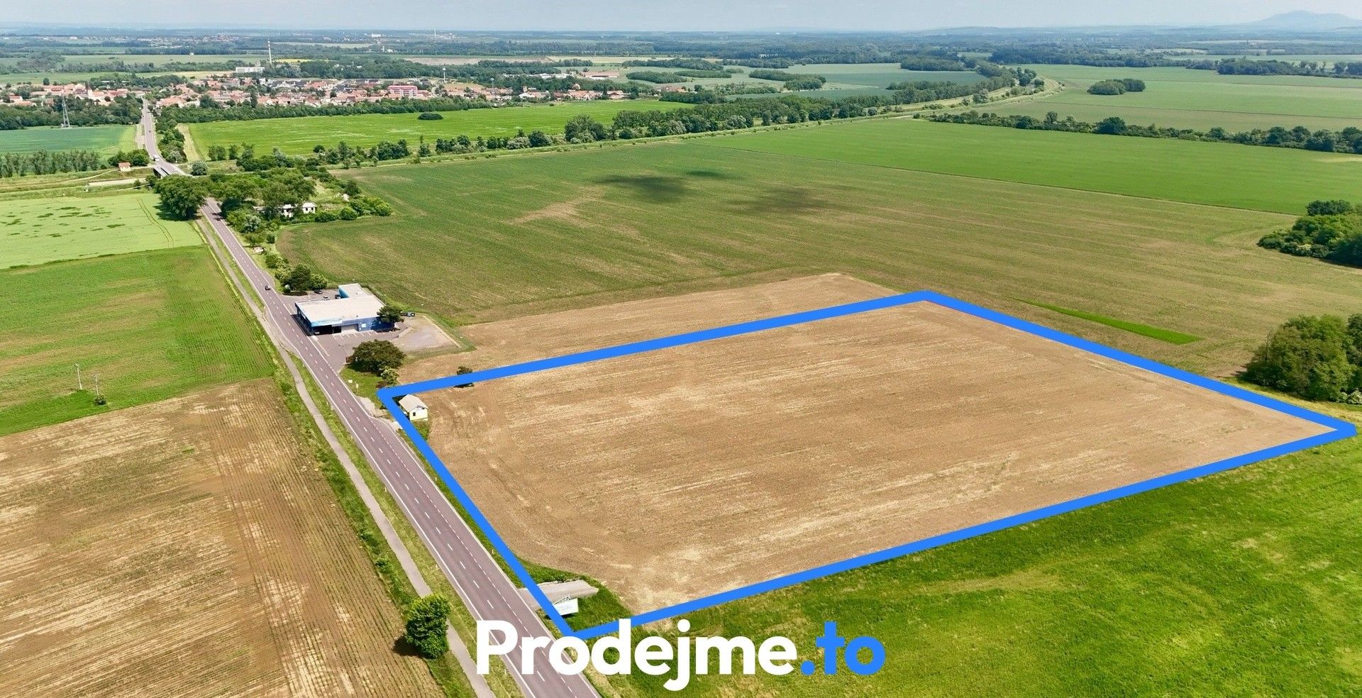 Prodej pozemku 35000 m² - foto 1