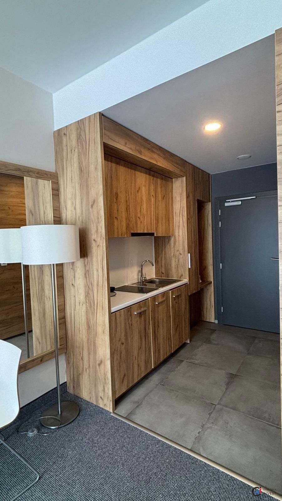 Prodej komerčního prostoru 28 m² - foto 6