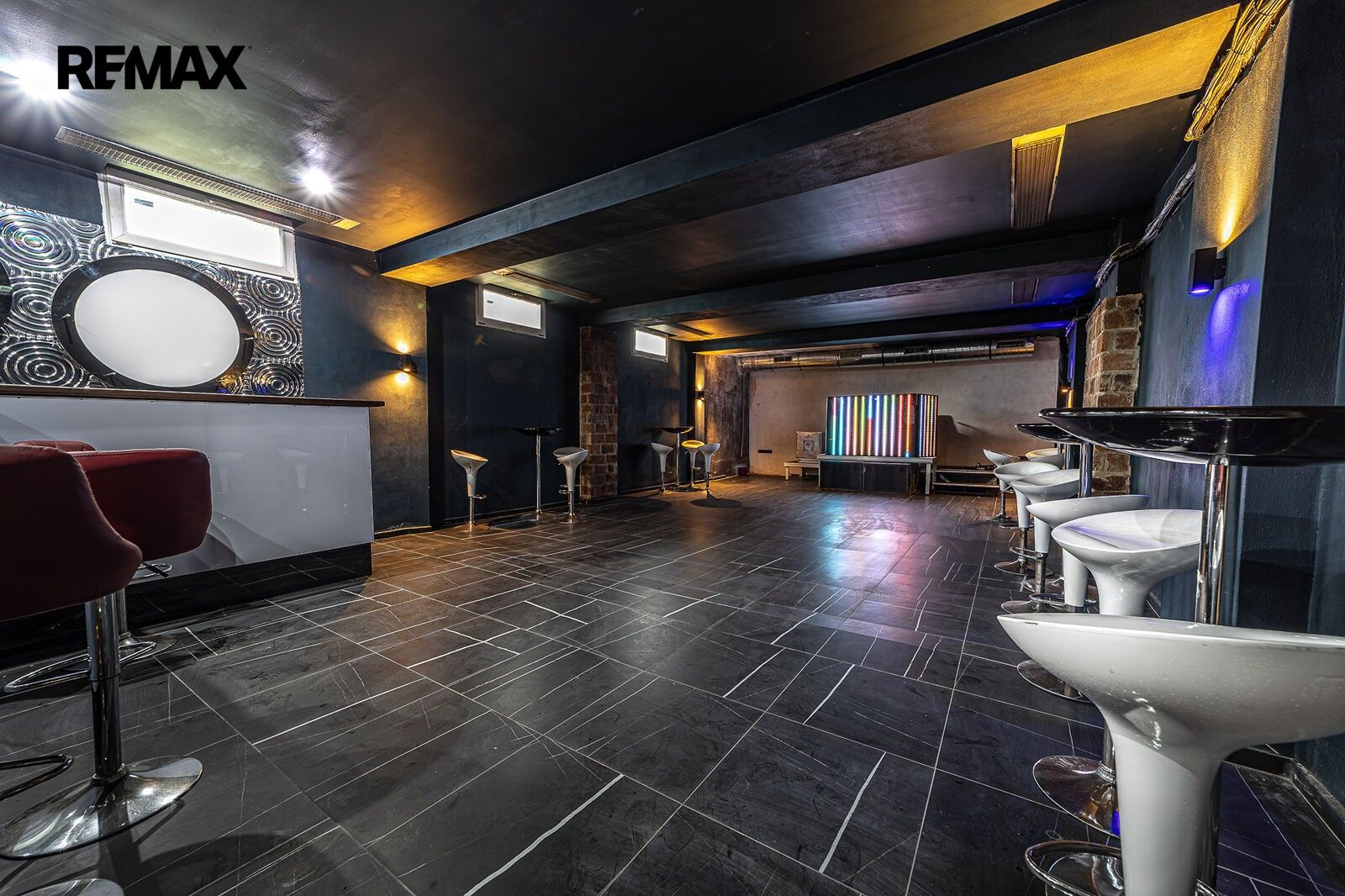 Pronájem komerčního prostoru 140 m² - foto 13
