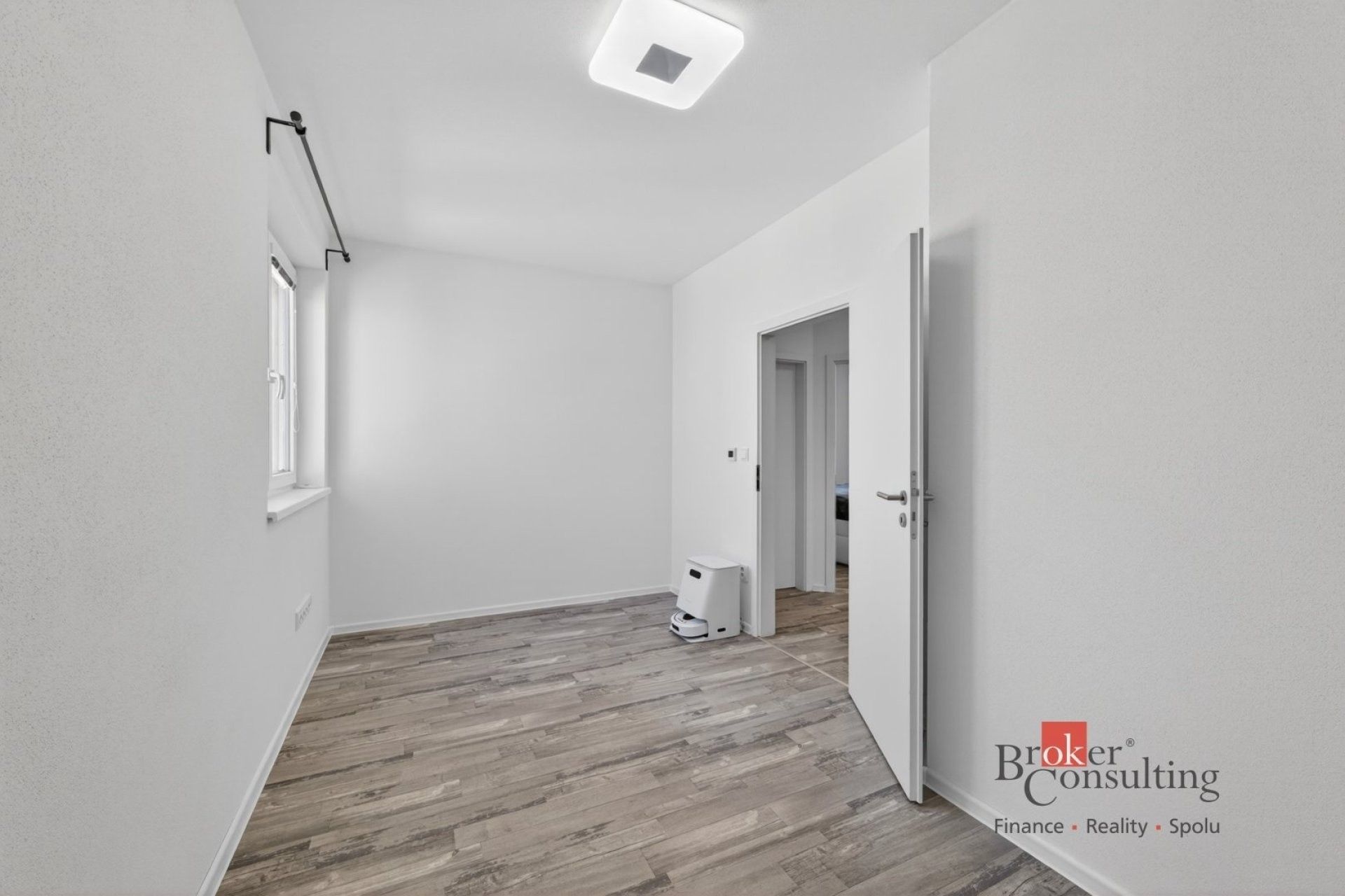 Prodej bytu 4+kk 80 m² - foto 9