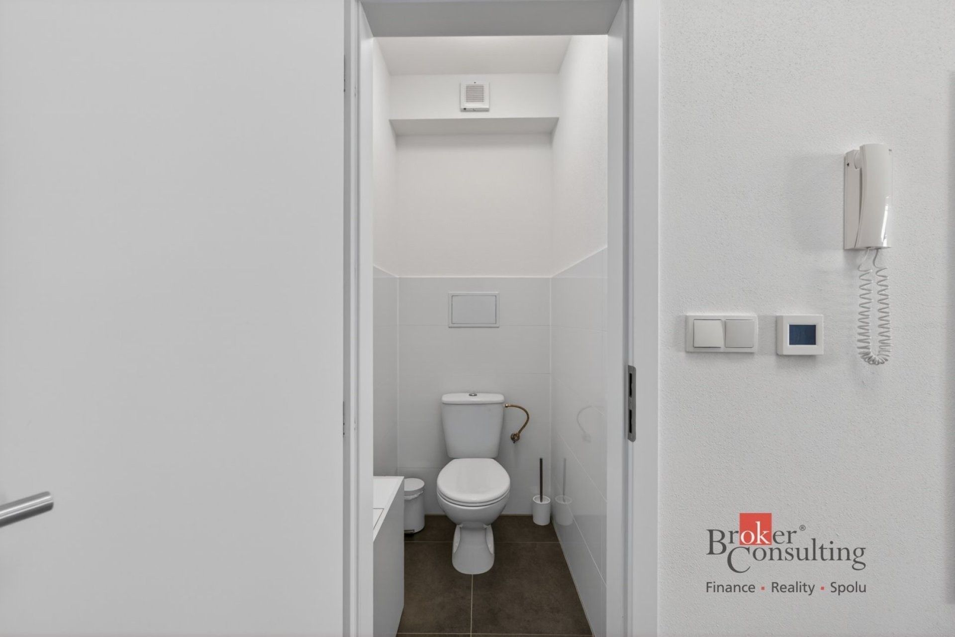 Prodej bytu 4+kk 80 m² - foto 12