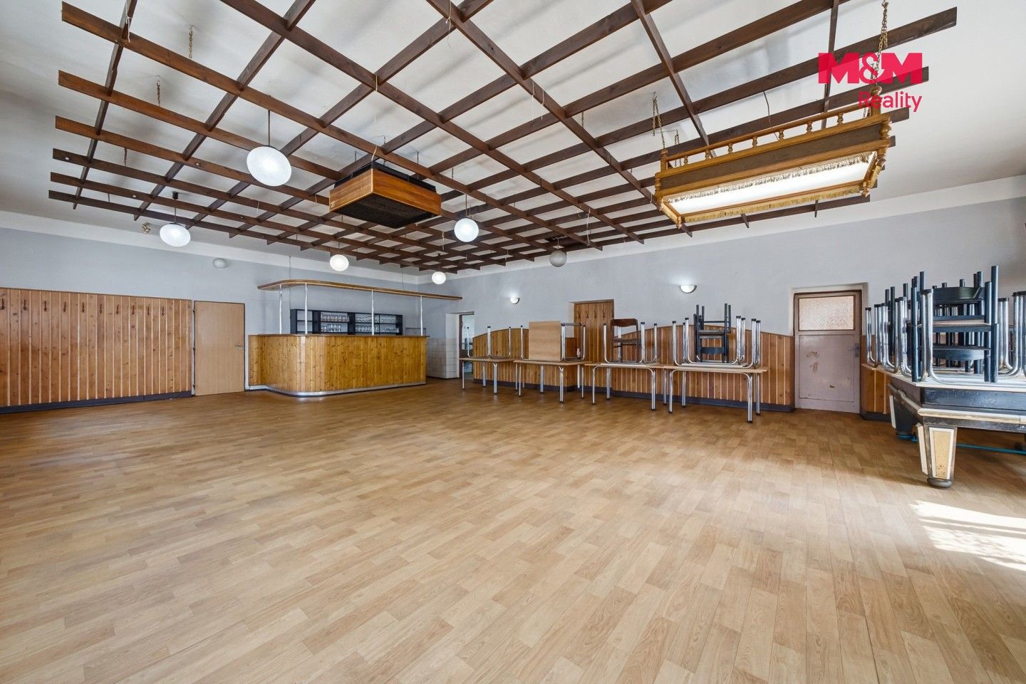 Prodej komerčního prostoru 300 m² - foto 5