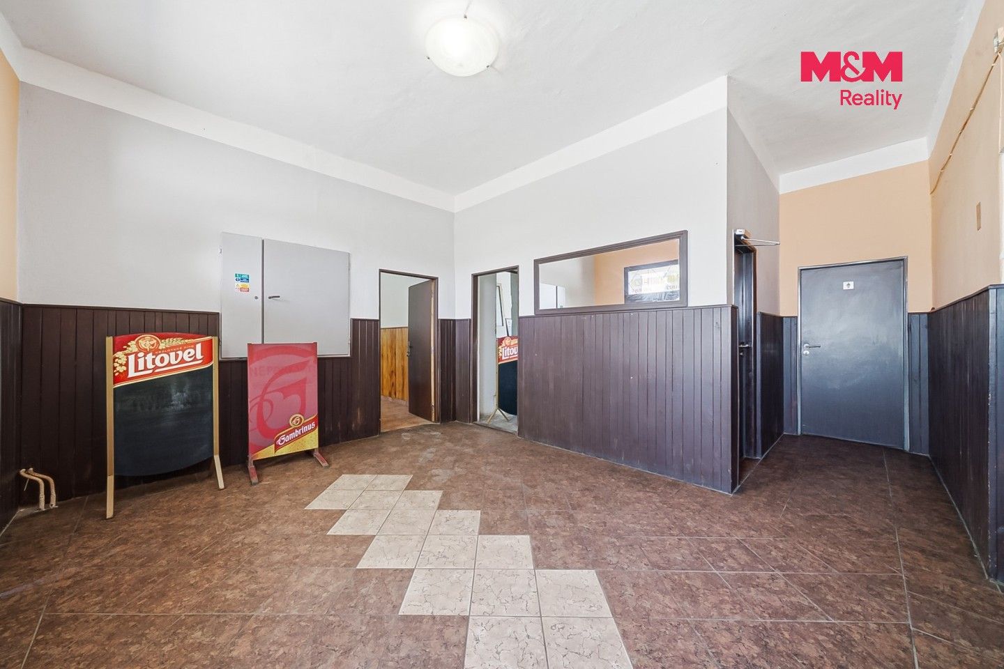 Prodej komerčního prostoru 300 m² - foto 11