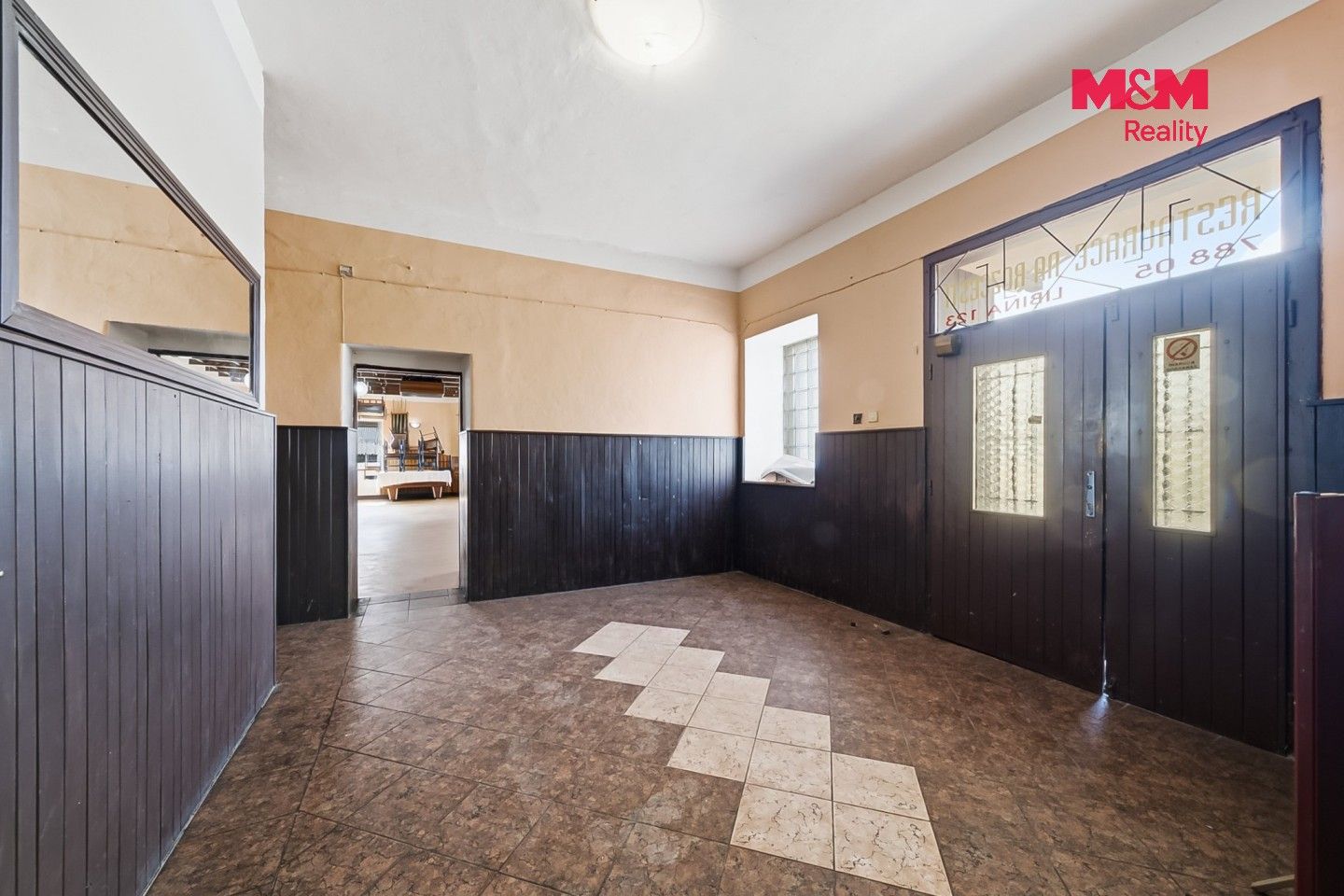 Prodej komerčního prostoru 300 m² - foto 12