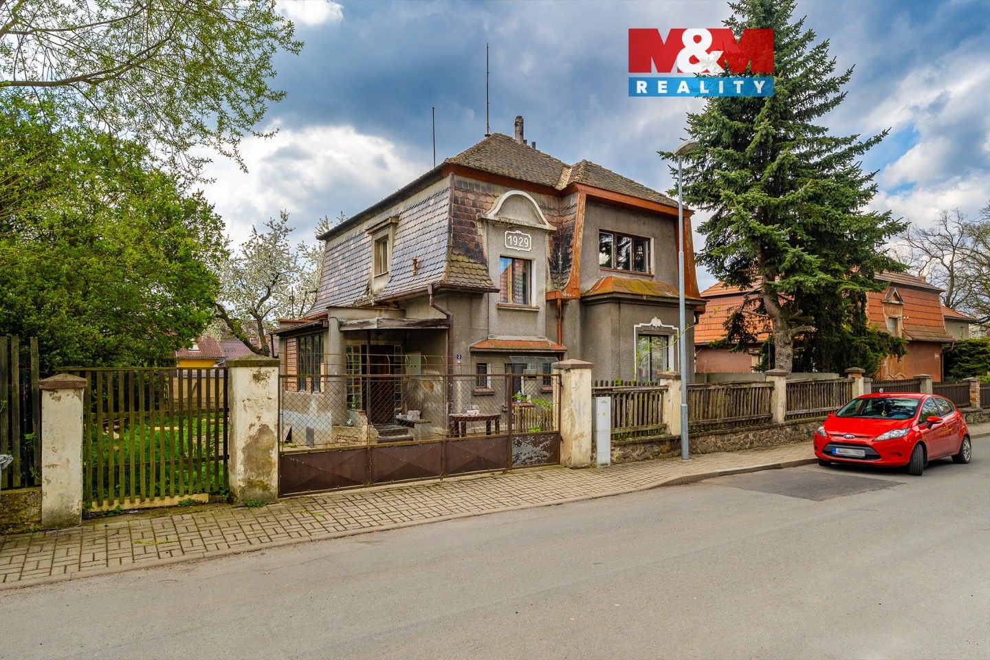 Prodej domu 185 m² - foto 1