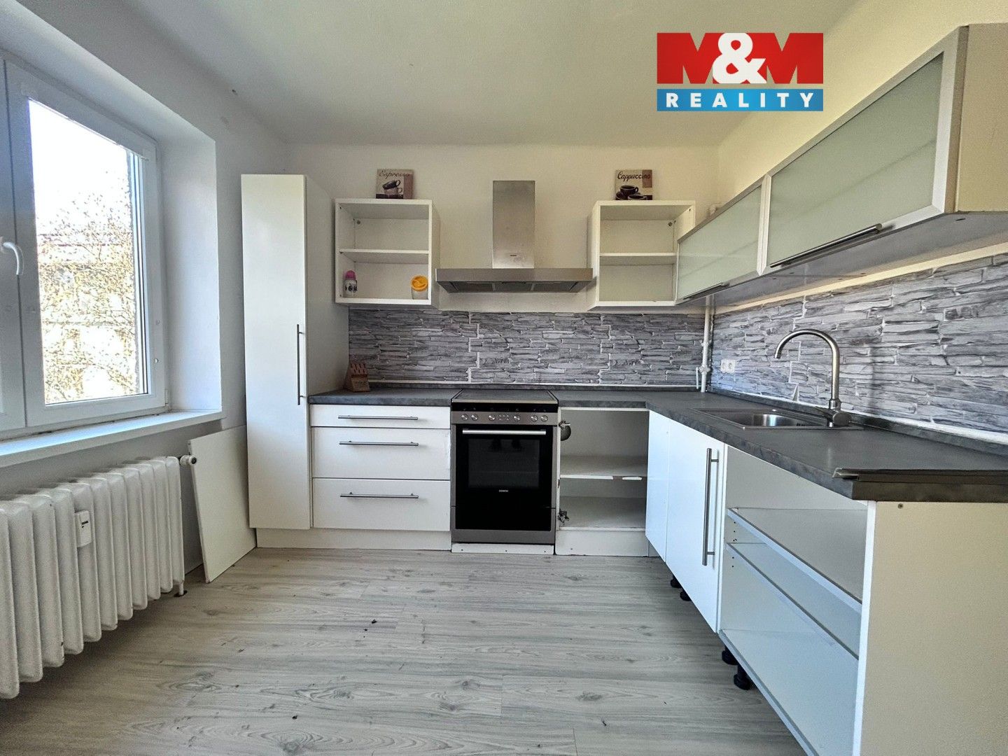 Pronájem bytu 2+1 61 m² - foto 1