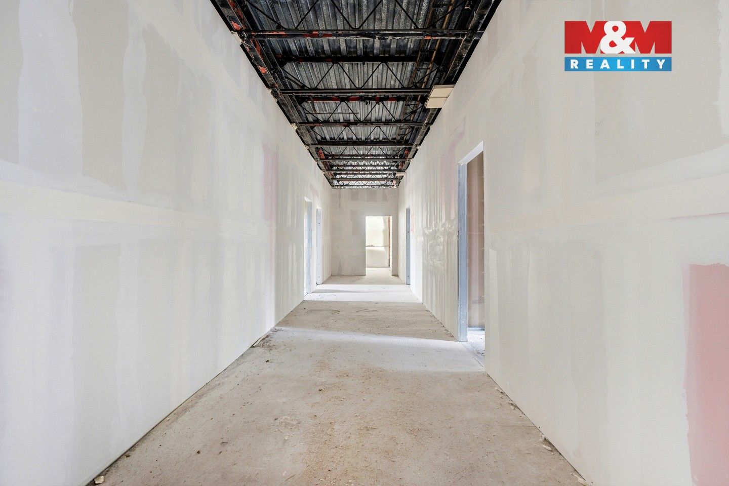Prodej domu 1800 m² - foto 3