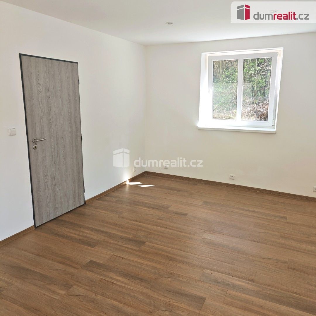 Pronájem bytu 2+1 65 m² - foto 5