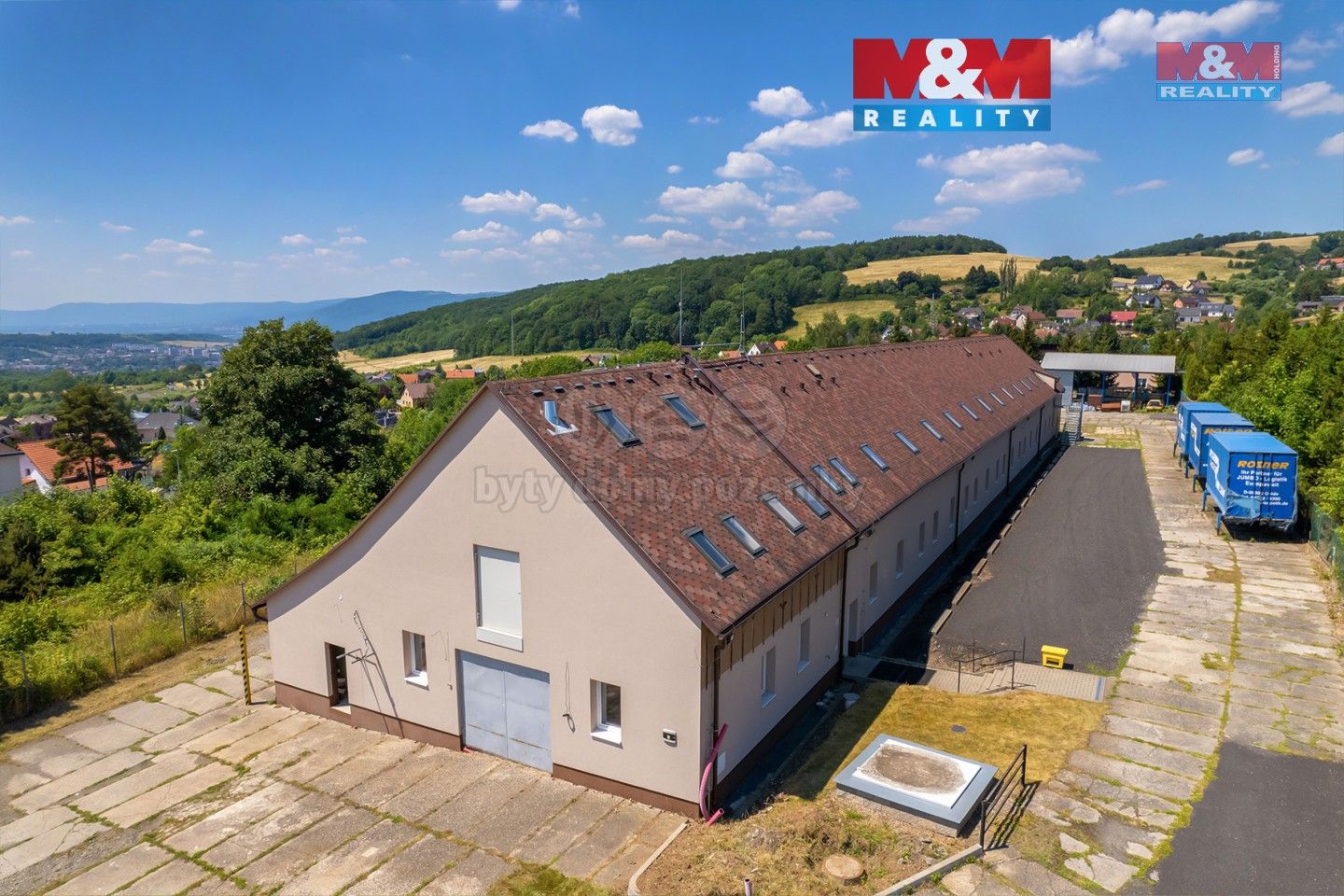 Pronájem komerčního prostoru 1187 m² - foto 1
