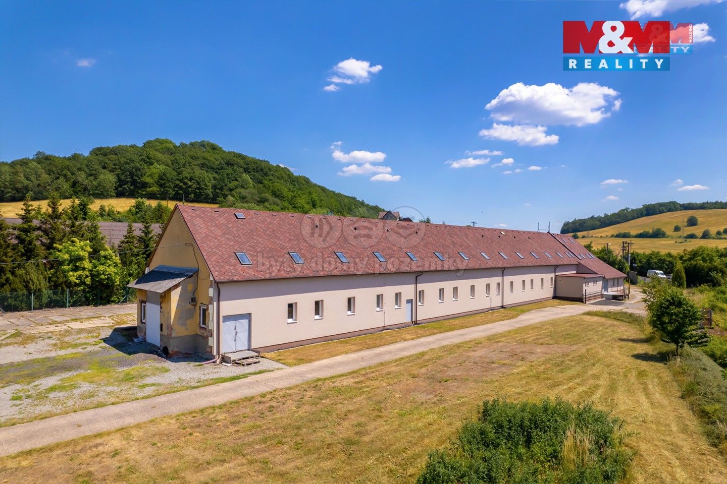 Pronájem komerčního prostoru 1187 m² - foto 12
