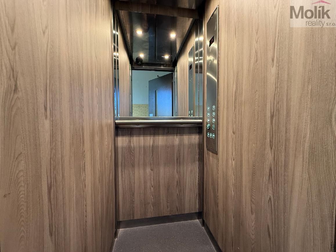 Pronájem bytu 2+kk 40 m² - foto 10