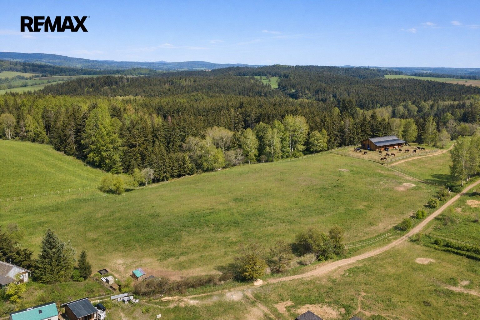 Prodej pozemku 18594 m² - foto 1