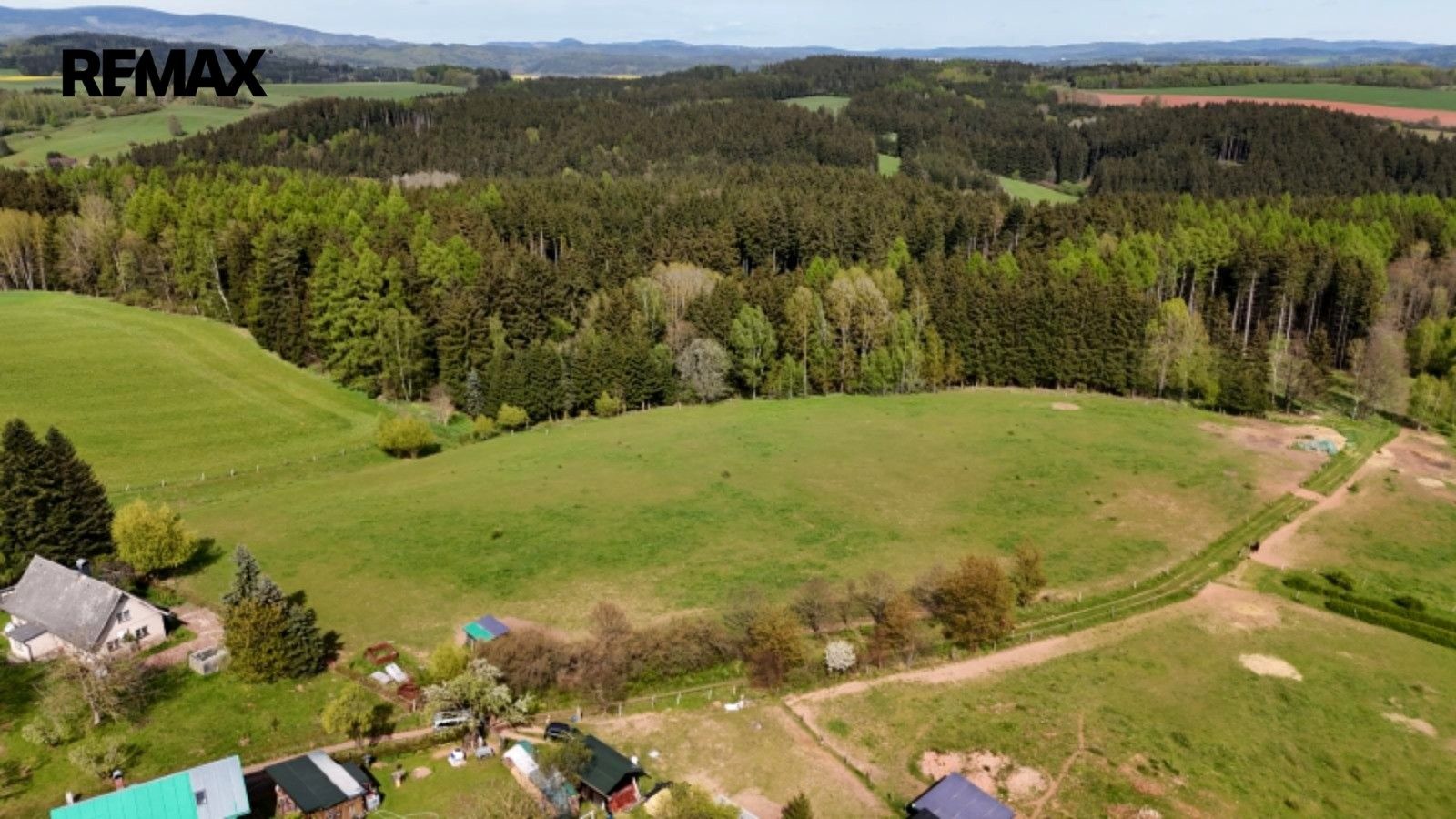 Prodej pozemku 18594 m² - foto 5