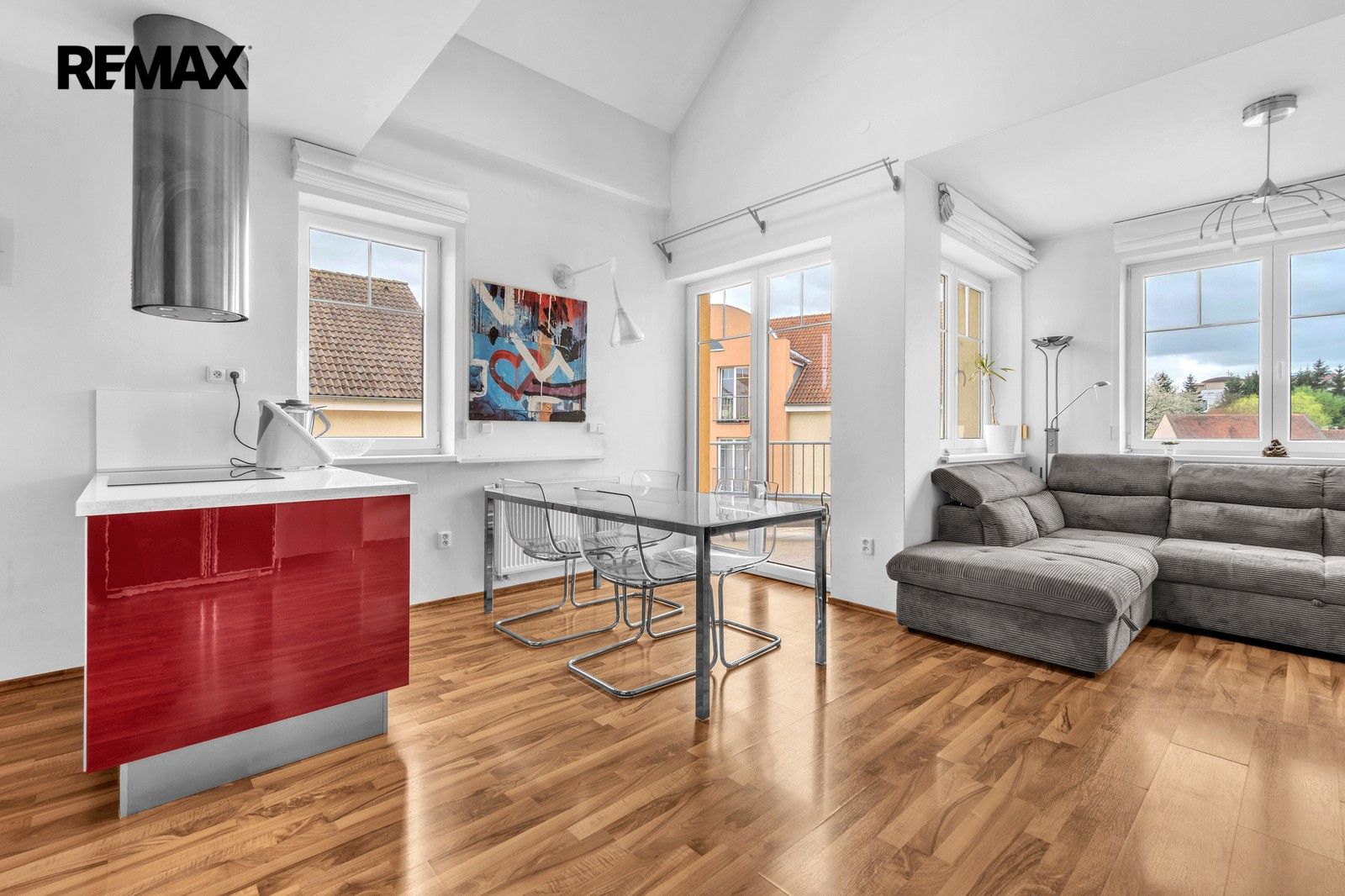Prodej bytu 4+kk 108 m² - foto 3