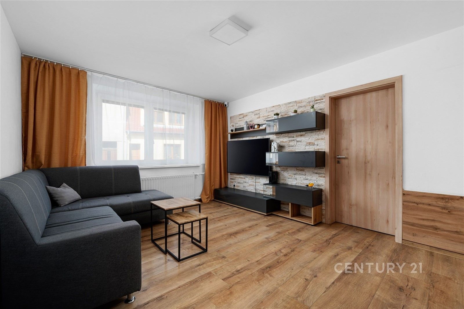 Prodej domu 190 m² - foto 2